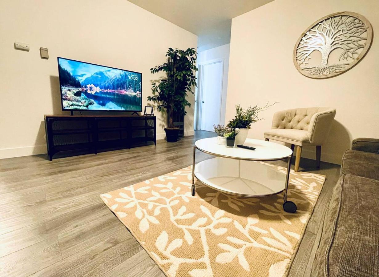 2Br Apt With Brand New Super Quite Ac, Washer, Dryer, Free Ev Station, Free Parking In Cupertino サニーベール エクステリア 写真
