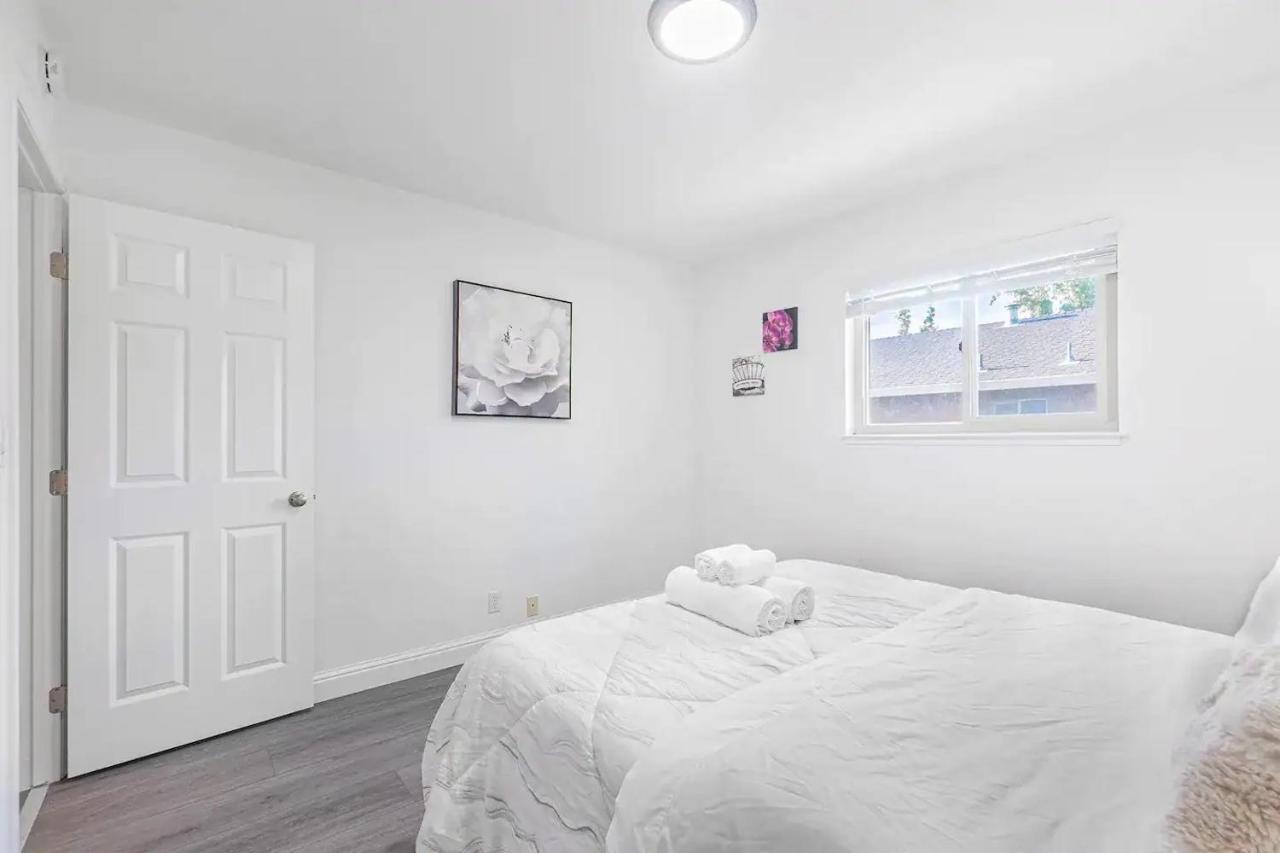2Br Apt With Brand New Super Quite Ac, Washer, Dryer, Free Ev Station, Free Parking In Cupertino サニーベール エクステリア 写真
